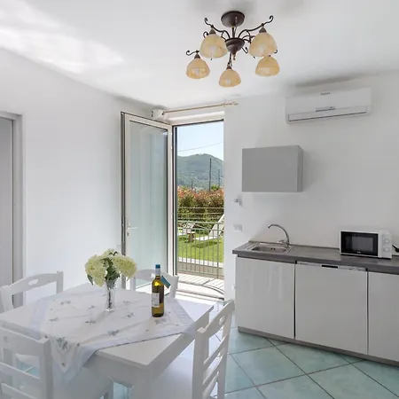 别墅 Degli Dei 阿杰罗拉