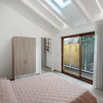 Degli Dei Apartment *