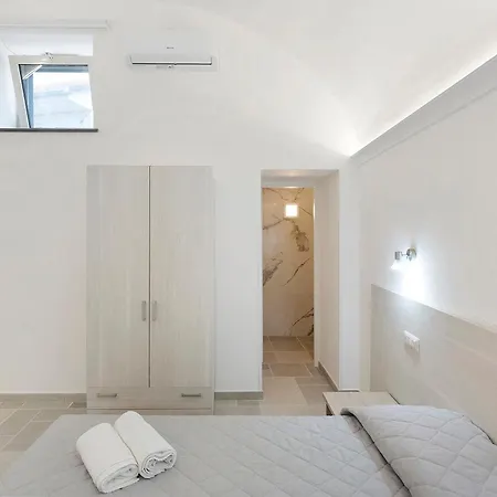 Degli Dei Appartement