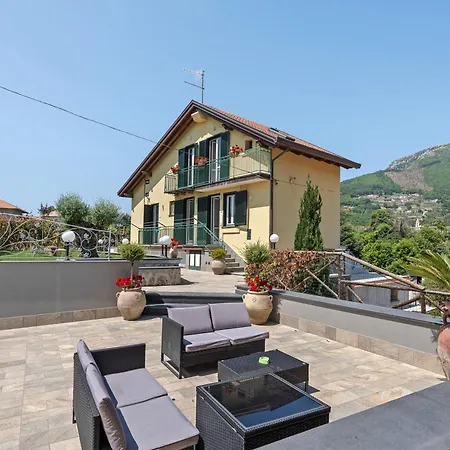 Villa Degli Dei
