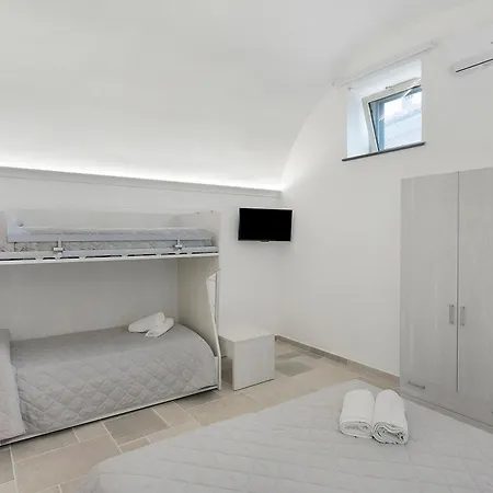Degli Dei Appartement